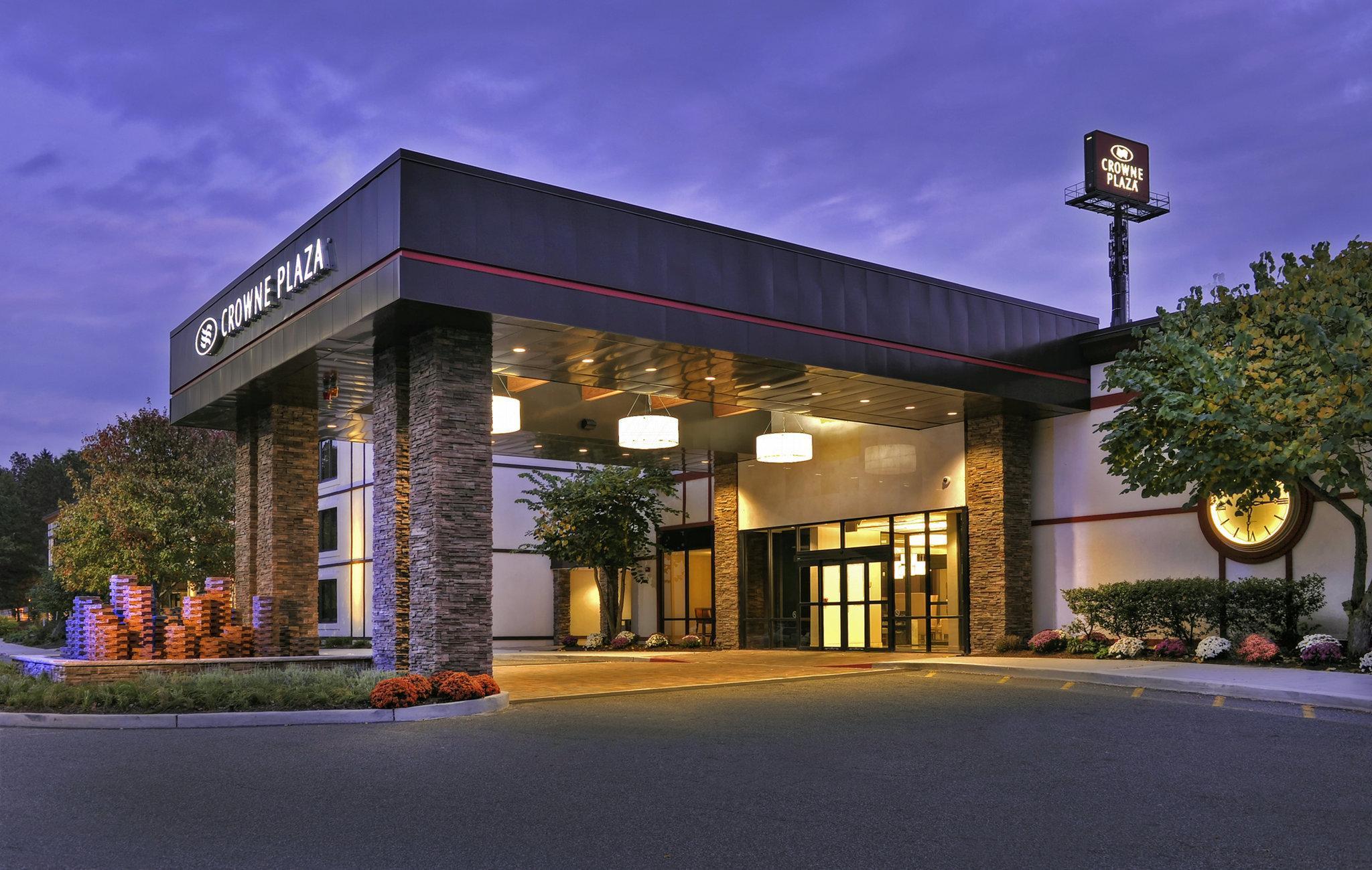 Hotel Crowne Plaza Suffern-Mahwah By Ihg Exterior foto
