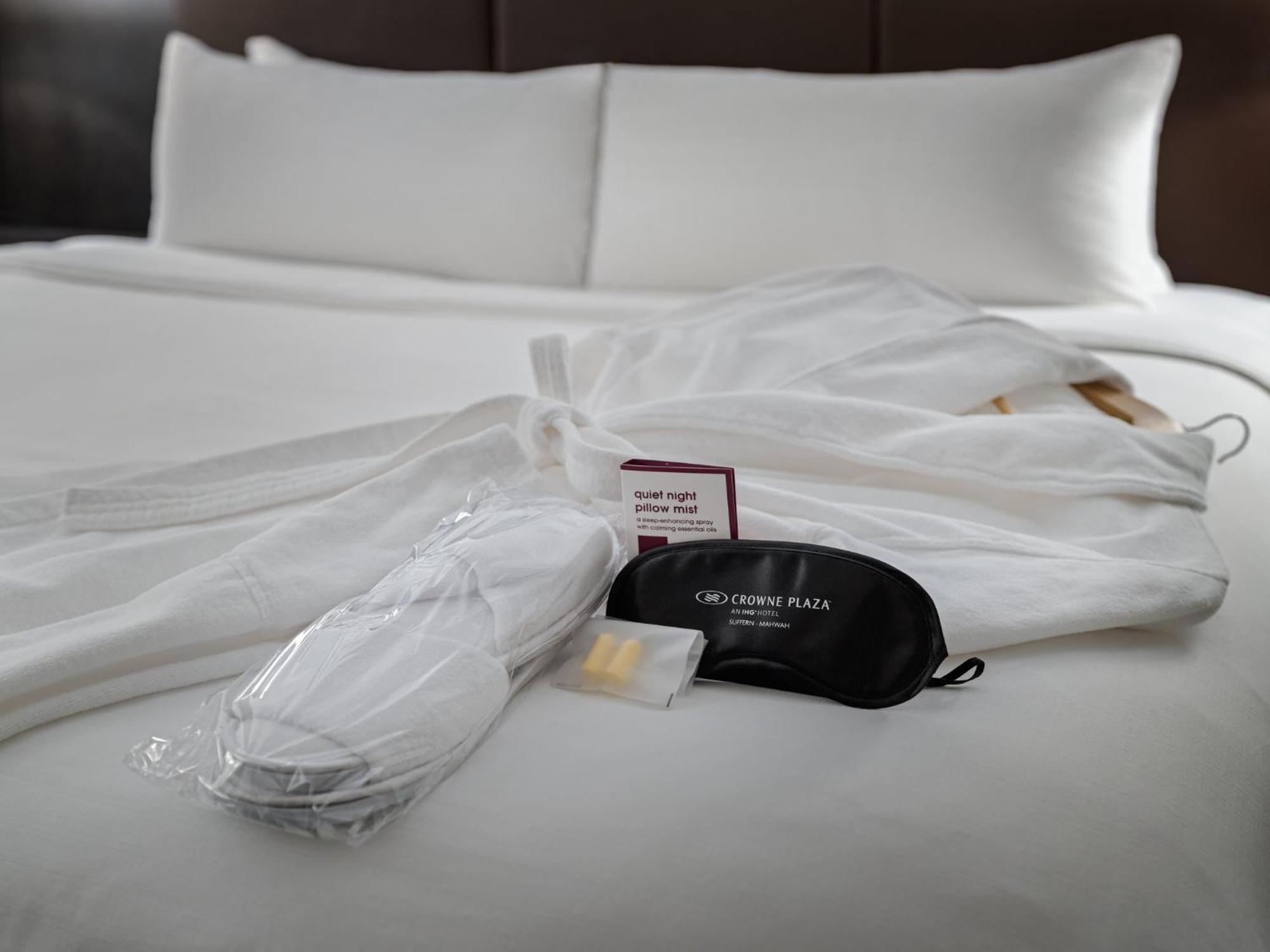 Hotel Crowne Plaza Suffern-Mahwah By Ihg Exterior foto
