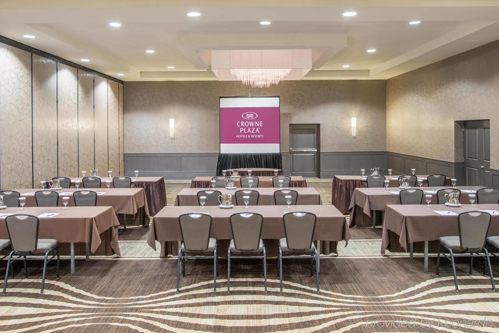 Hotel Crowne Plaza Suffern-Mahwah By Ihg Exterior foto